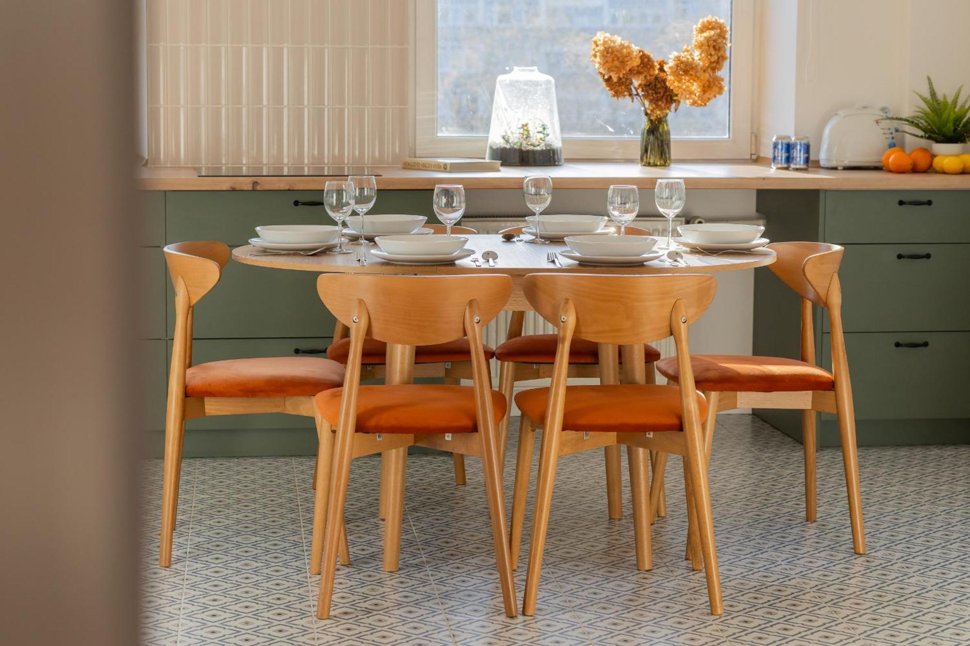 Apartment For 6 People Near Royal Baths Park By Renters Prestige 바르샤바 외부 사진